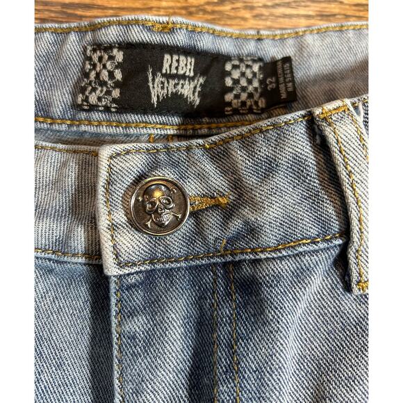 Rebel Vengeance Stacked Distressed Blue Jean Frayed w/ Skulls Grunge Sz 32 - Picture 6 of 11